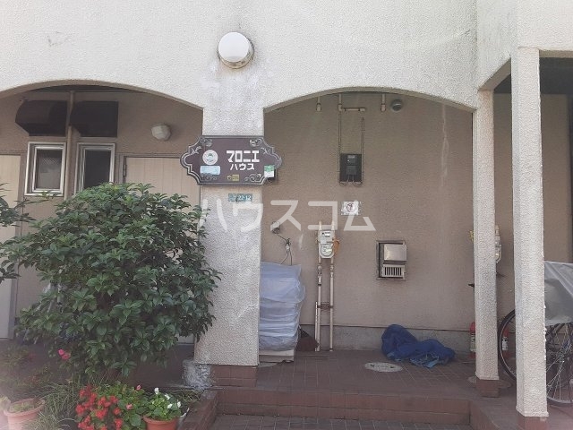 19/28 エントランス