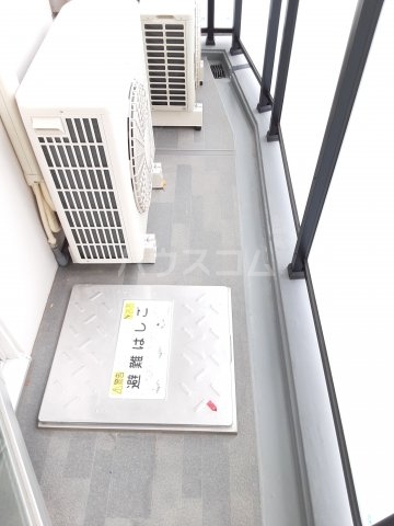 19/30 バルコニー