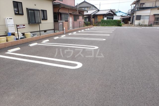 2/10 駐車場