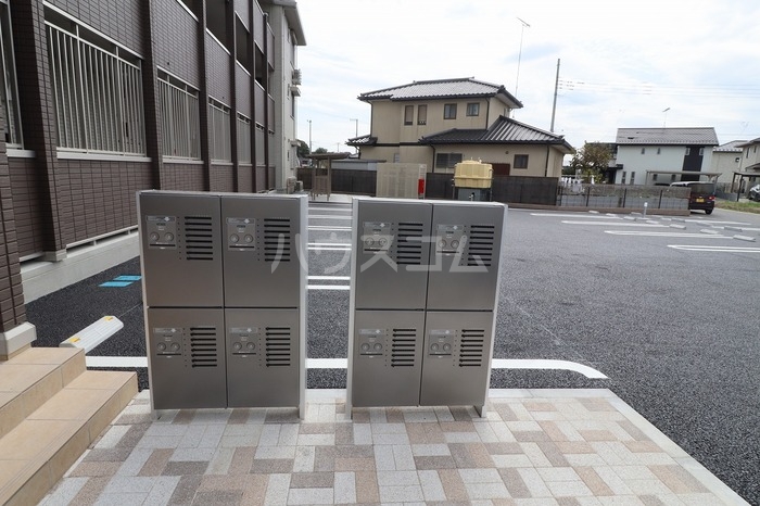 19/26 エントランス