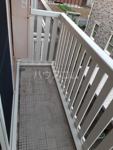 13/18 バルコニー