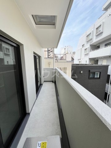 17/28 バルコニー