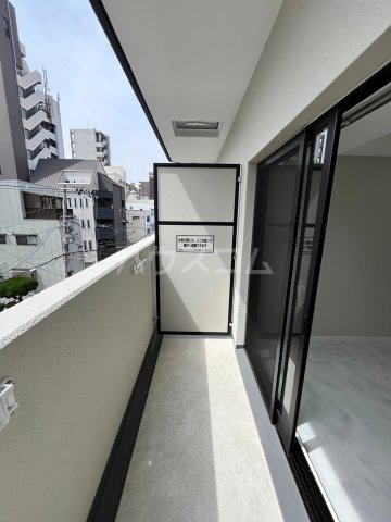 17/27 バルコニー