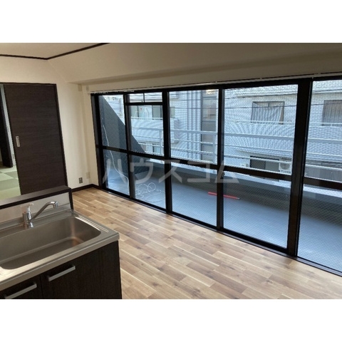 15/23 バルコニー