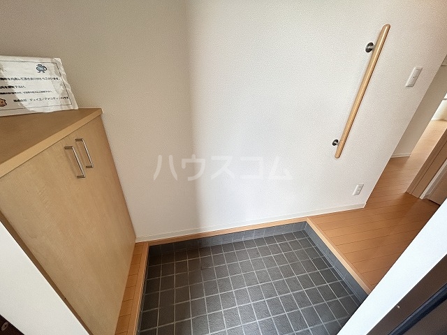 14/30 玄関