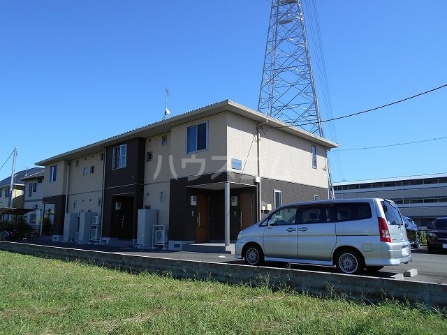 18/22 駐車場