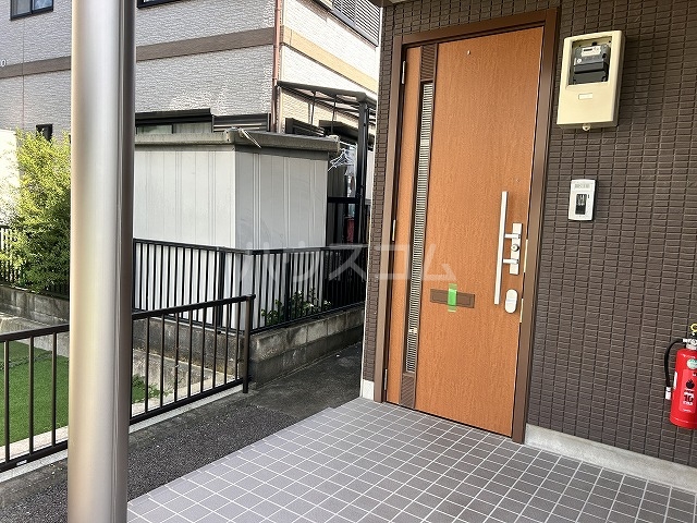 3/5 エントランス