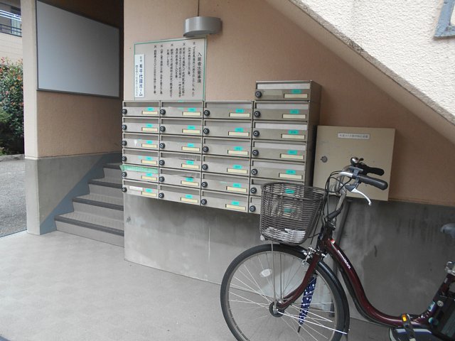 17/27 エントランス