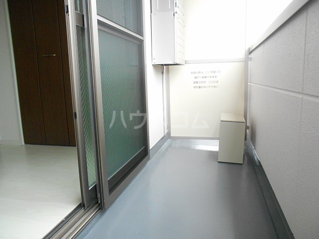 19/30 バルコニー