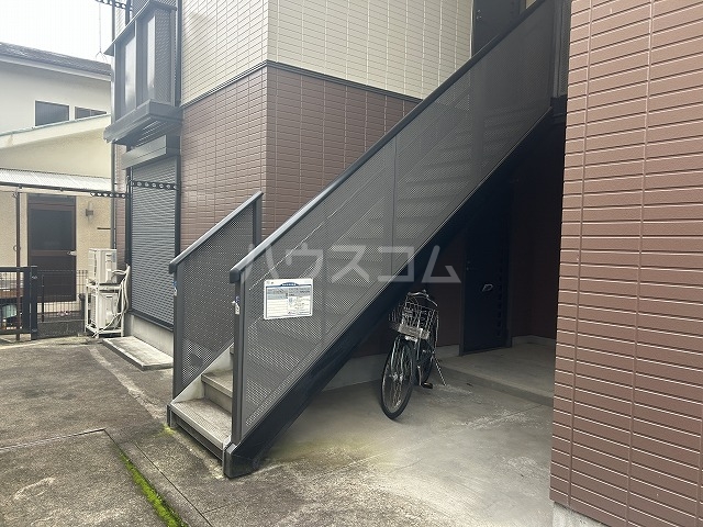 2/8 エントランス