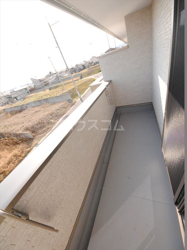 15/27 バルコニー