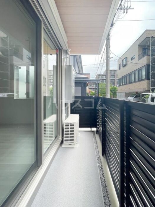 20/30 バルコニー