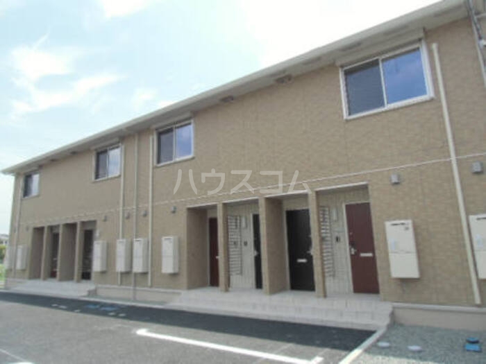 13/14 エントランス