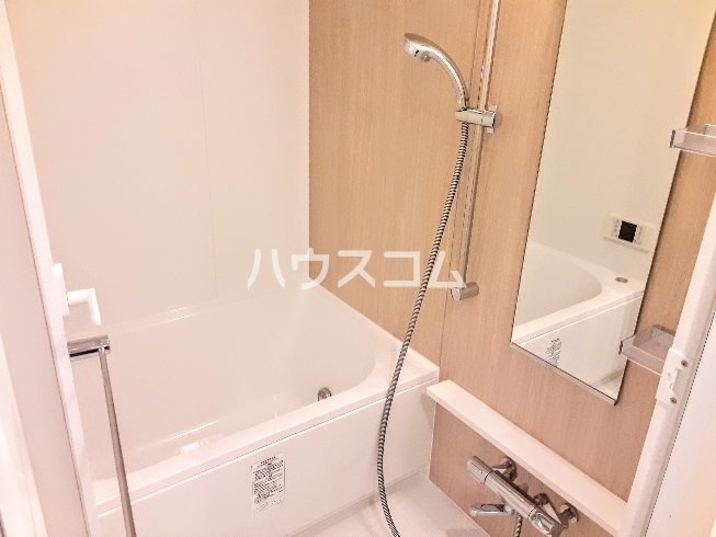13/30 浴室