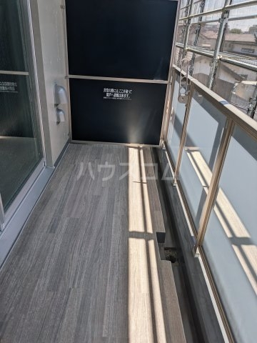 16/28 バルコニー