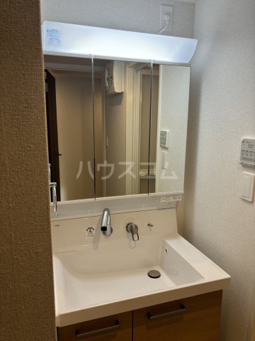 15/30 洗面