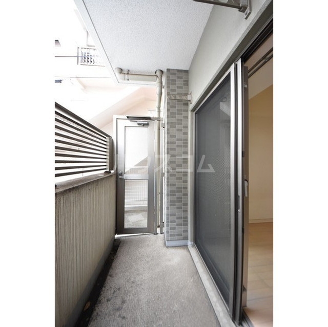 15/30 バルコニー