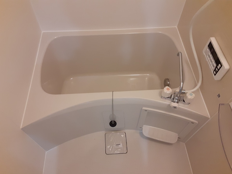13/30 浴室