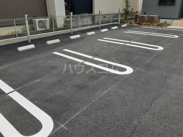 14/20 駐車場