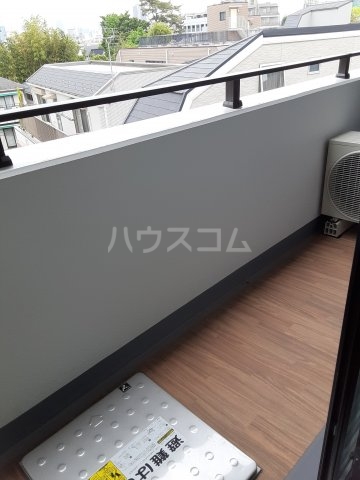 15/30 バルコニー