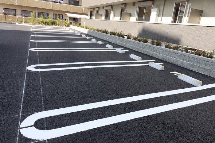 26/30 駐車場