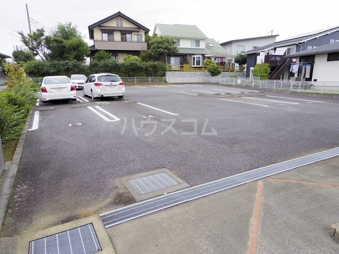 18/20 駐車場