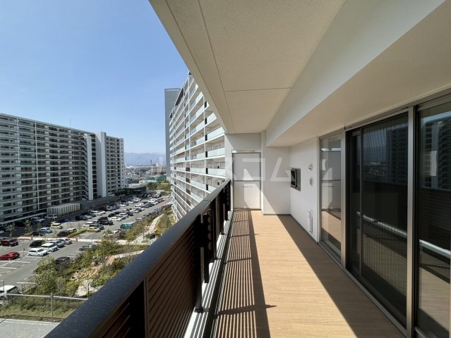 21/30 バルコニー