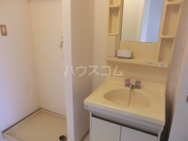 16/25 洗面