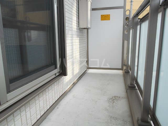 17/30 バルコニー