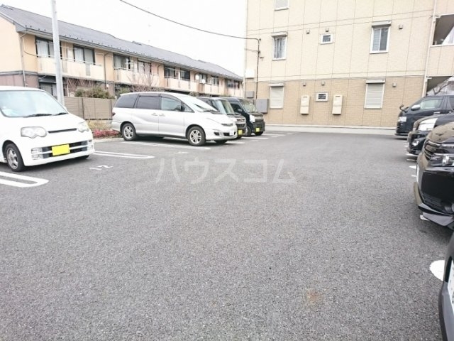 15/25 駐車場