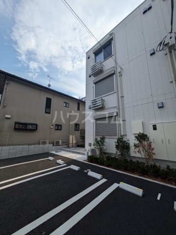 17/20 駐車場