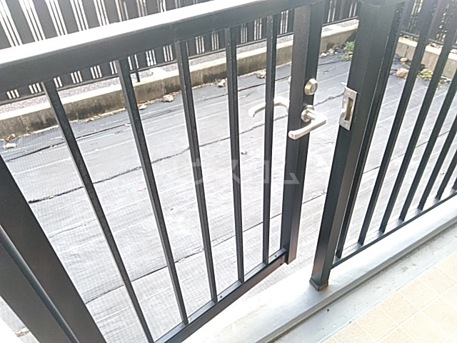 23/30 バルコニー