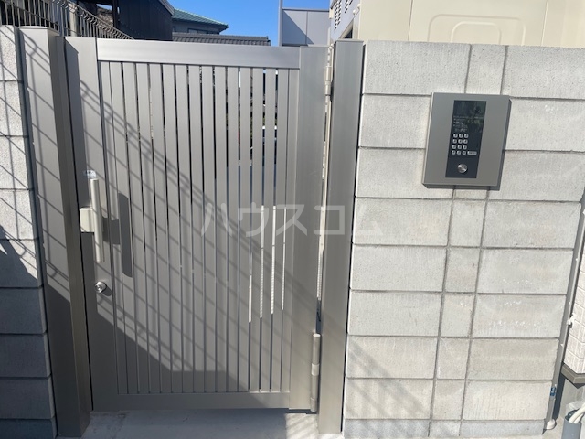 4/8 エントランス