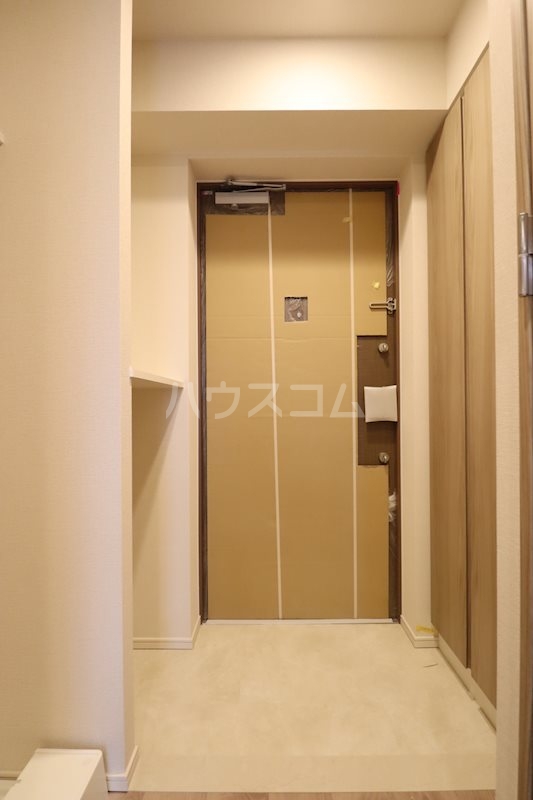 13/30 玄関