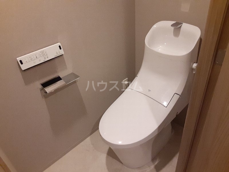 20/30 トイレ