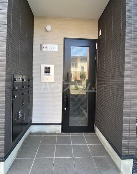 18/20 エントランス