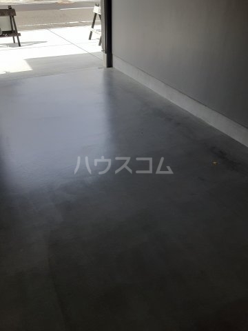 3/3 駐車場