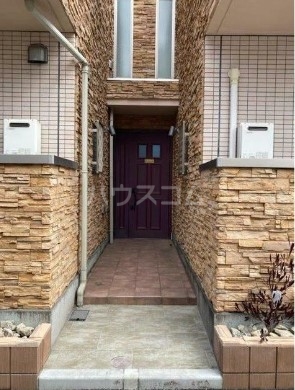 18/28 エントランス