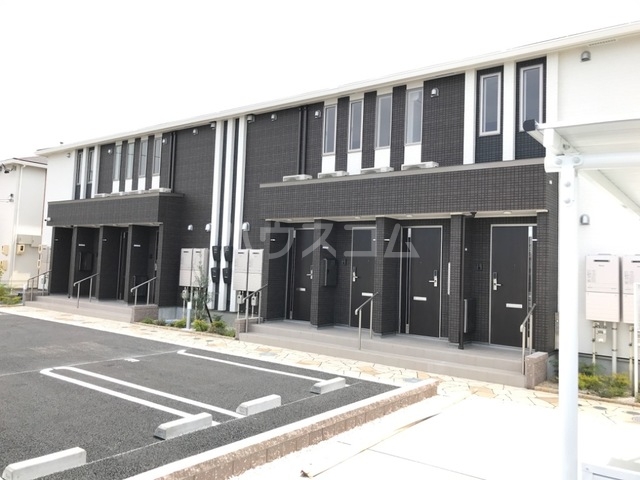 2/7 駐車場