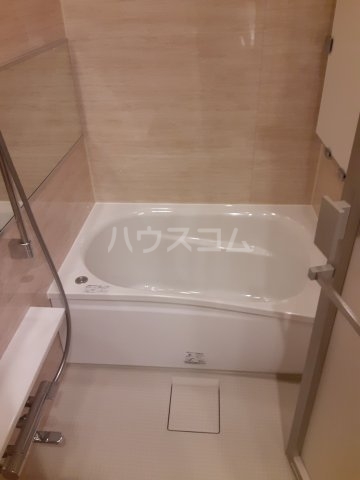 16/28 浴室