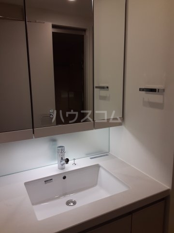 19/28 洗面