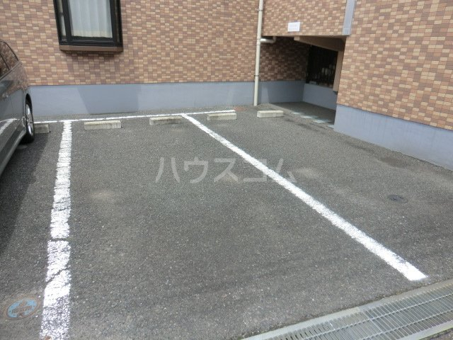 16/26 駐車場