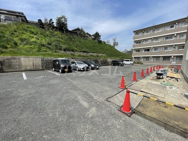 23/30 駐車場