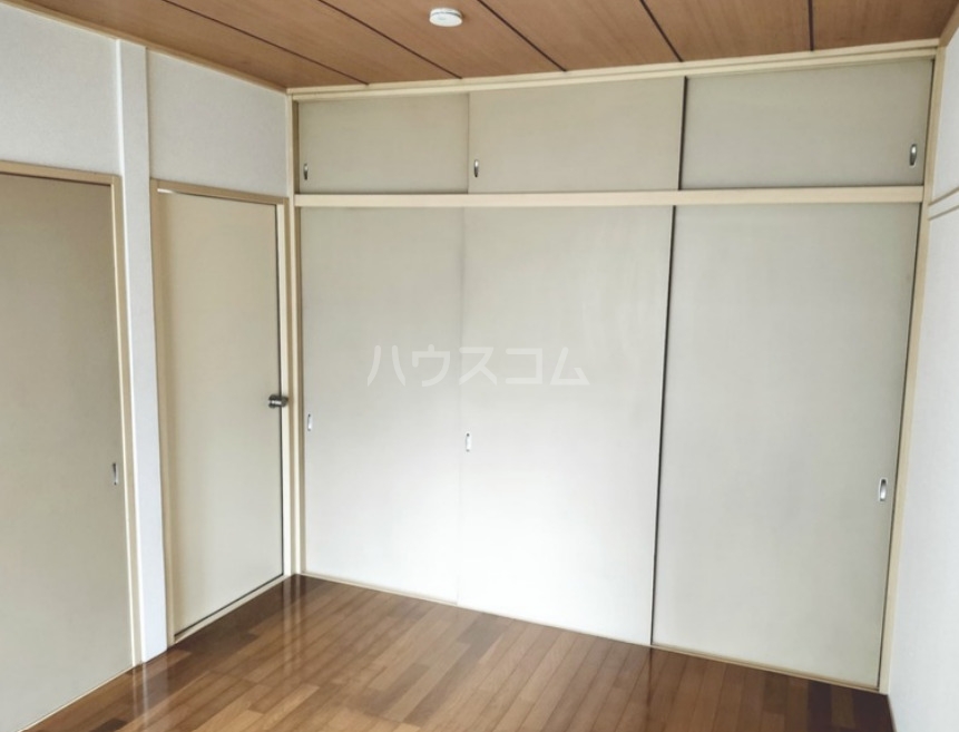 寝室