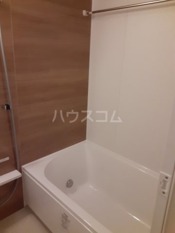 14/30 浴室