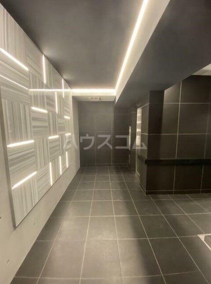 16/22 エントランス