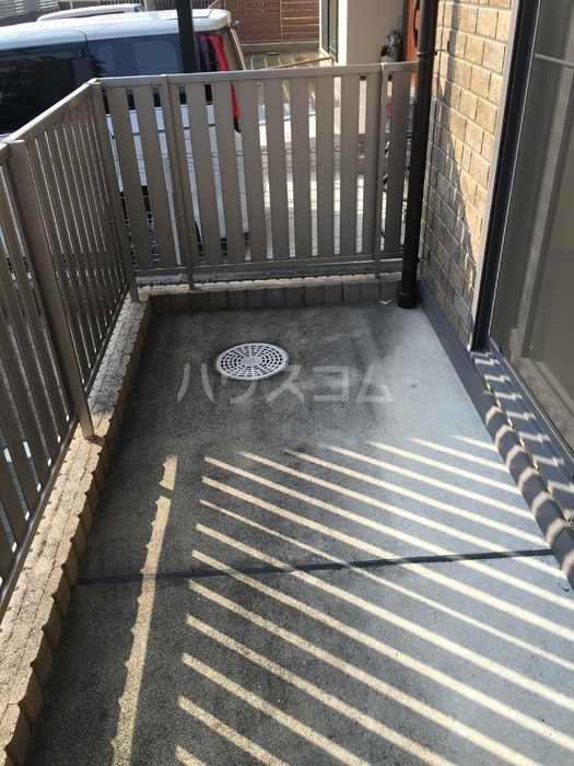 23/30 バルコニー