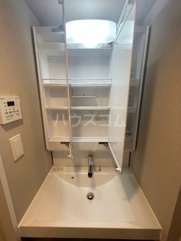 16/30 洗面