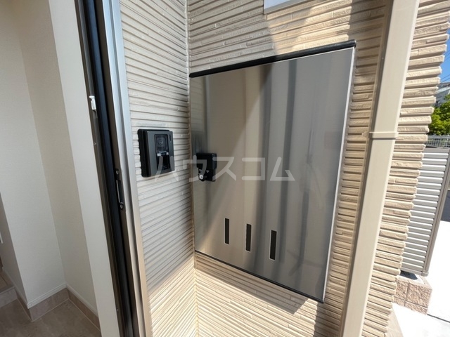 19/25 バルコニー