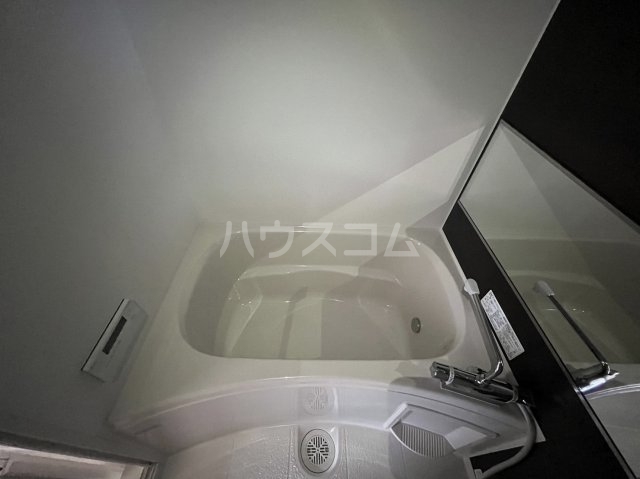 17/30 浴室